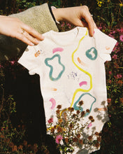 Lade das Bild in den Galerie-Viewer, Vorbestellbar Kunterbunt-Baby Body