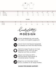 Lade das Bild in den Galerie-Viewer, Finde deine passende Größe in der Größentabelle. Die Waschanleitung zeigt dir, wie du mit den Artikeln umgehen sollst.