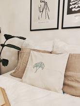 Lade das Bild in den Galerie-Viewer, Kissenhülle Ginkgo Handbedruckte Bio-Baumwolle