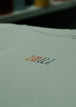 Lade das Bild in den Galerie-Viewer, SMILE Oversized Pulli- Limited Edition
